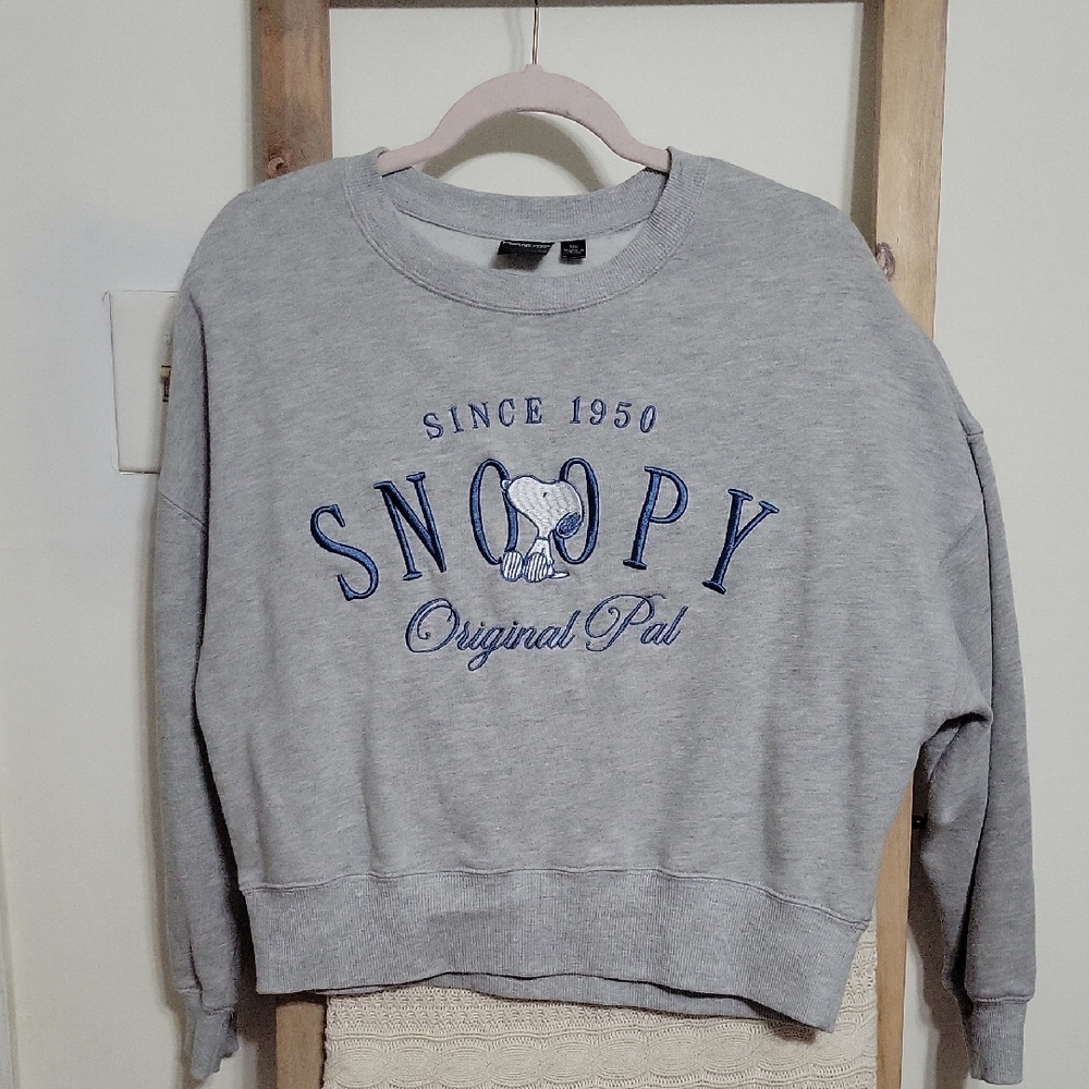Peanuts Gray Snoopy Women's Sweater
